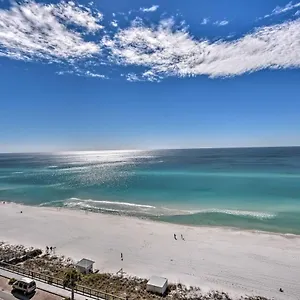 Renovated Luxury With Sweeping Ocean Views! Apartment